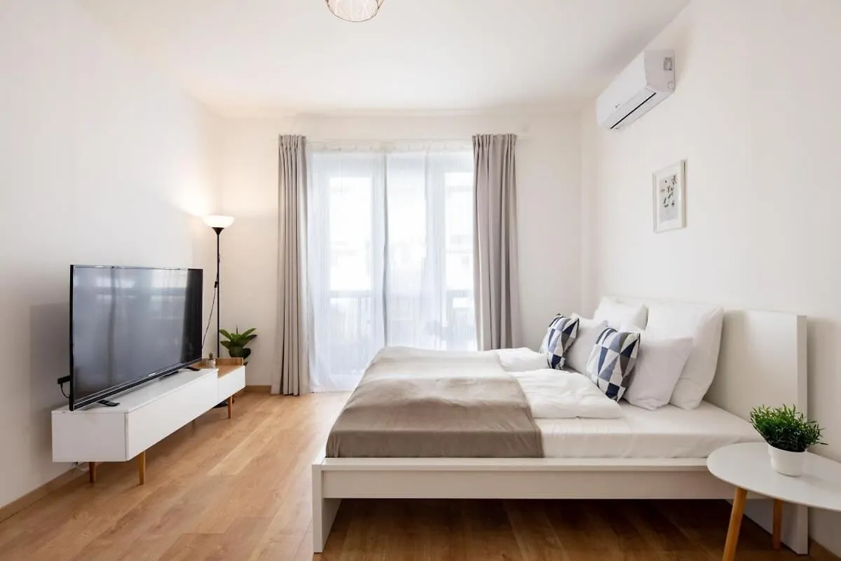 Apartment Central - Fresh Home With Balcony Budapest