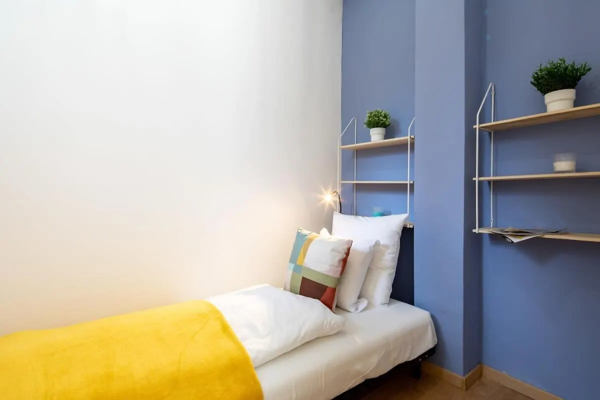 Apartment Central - Fresh Home With Balcony Budapest Hungary