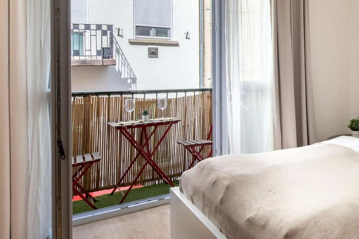Apartment Central - Fresh Home With Balcony Budapest